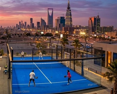 Ensuring Durability in Extreme Climates: Premium Glass Solutions for Middle East Sports Infrastructure
